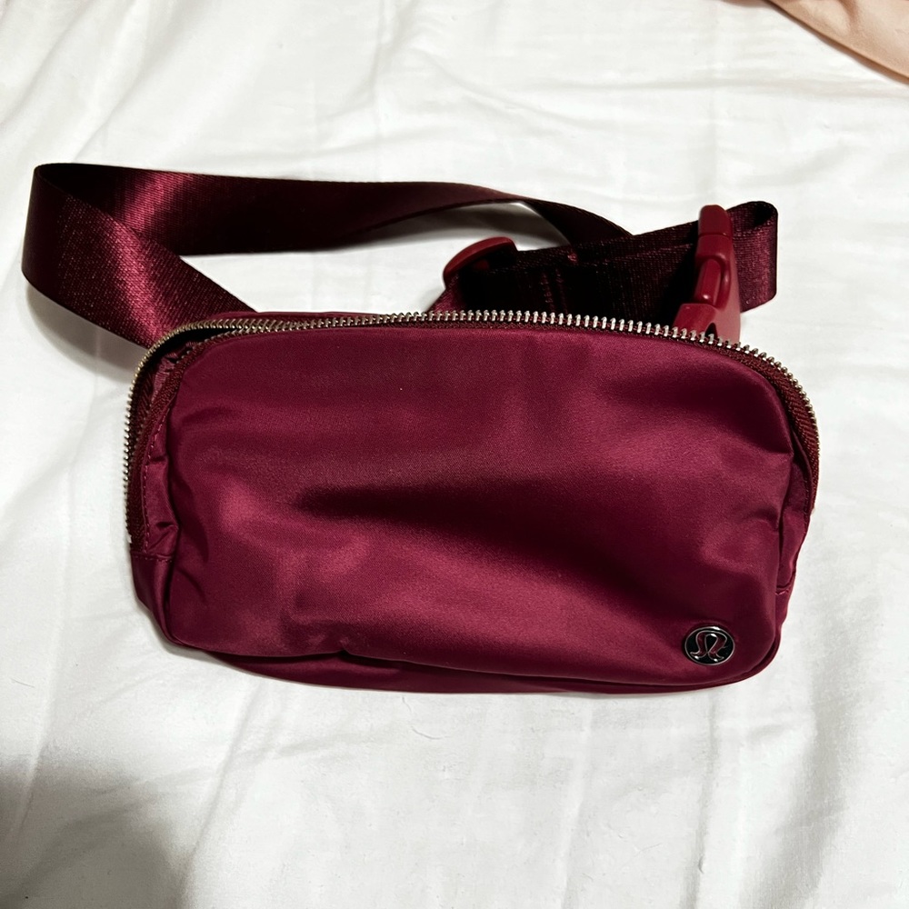 Lululemon Fanny pack